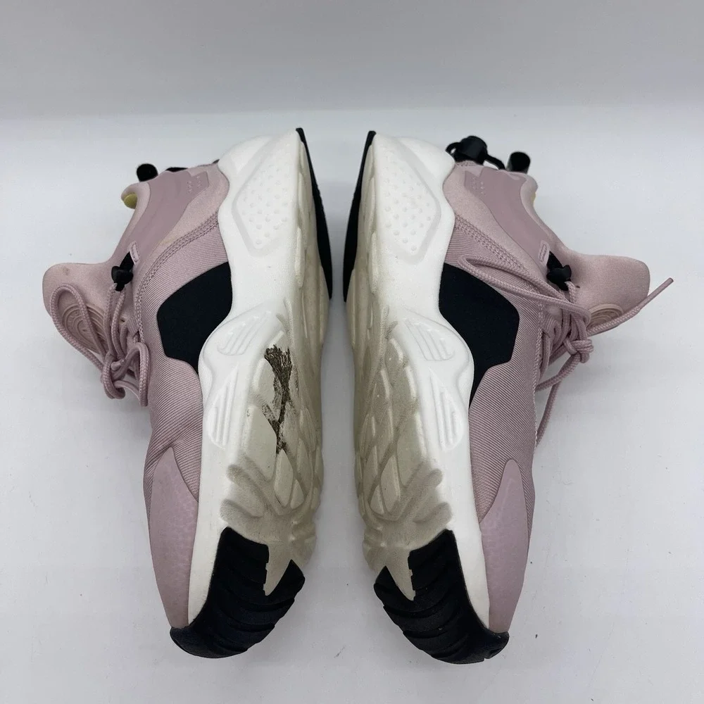 Nike AO3172-500 Air Huarache City Move Women's Size 9 Running Shoes 'Plum Chalk'